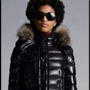 Moncler armoise short down jacket size 1.